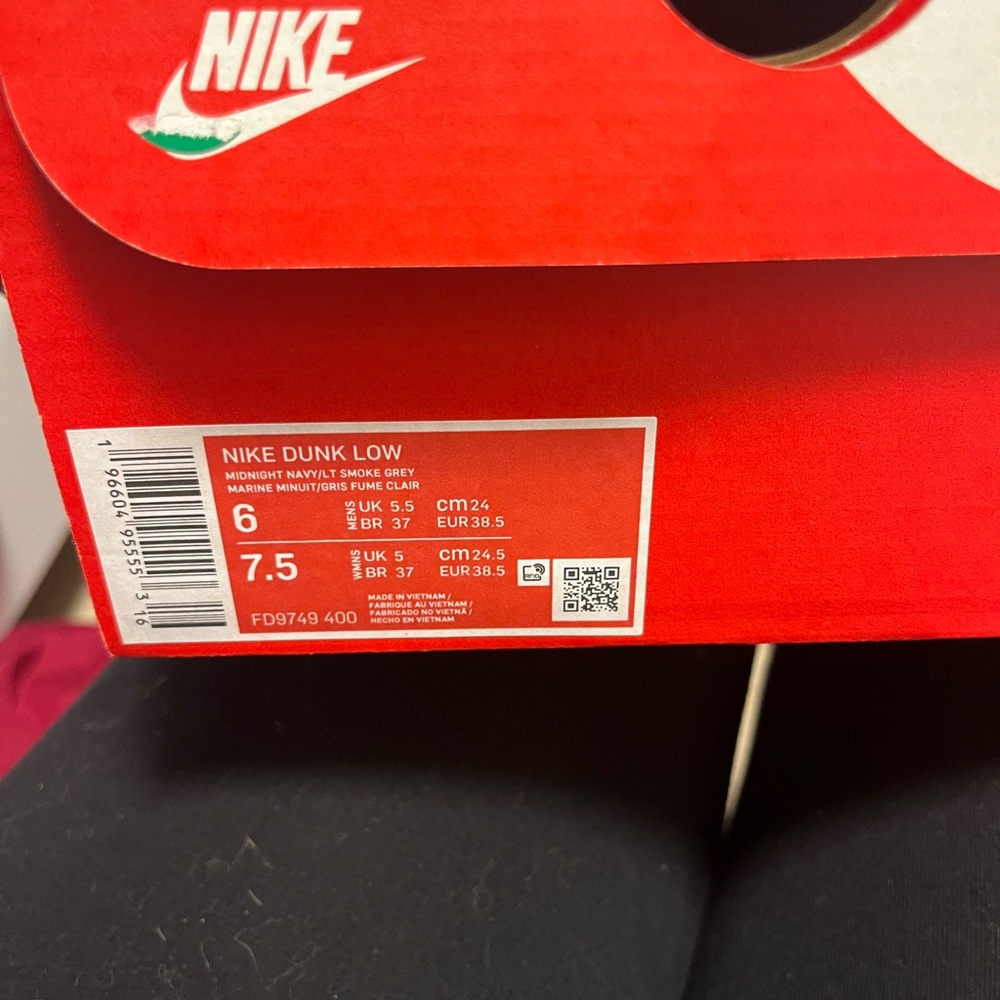 Dunks good shape - Picture 2 of 4